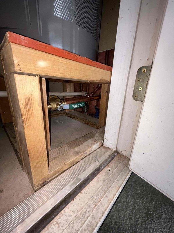 Responded to service call for non-operational water heater located in utility closet alongside HVAC system. Upon inspection, identified evidence of previous water leakage at base of tank. Performed diagnostic testing, replaced faulty thermocouple, and verified proper operation of unit before completing service. Responded to service call for non-operational water heater located in utility closet alongside HVAC system. Upon inspection, identified evidence of previous water leakage at base of tank. Performed diagnostic testing, replaced faulty thermocouple, and verified proper operation of unit before completing service.