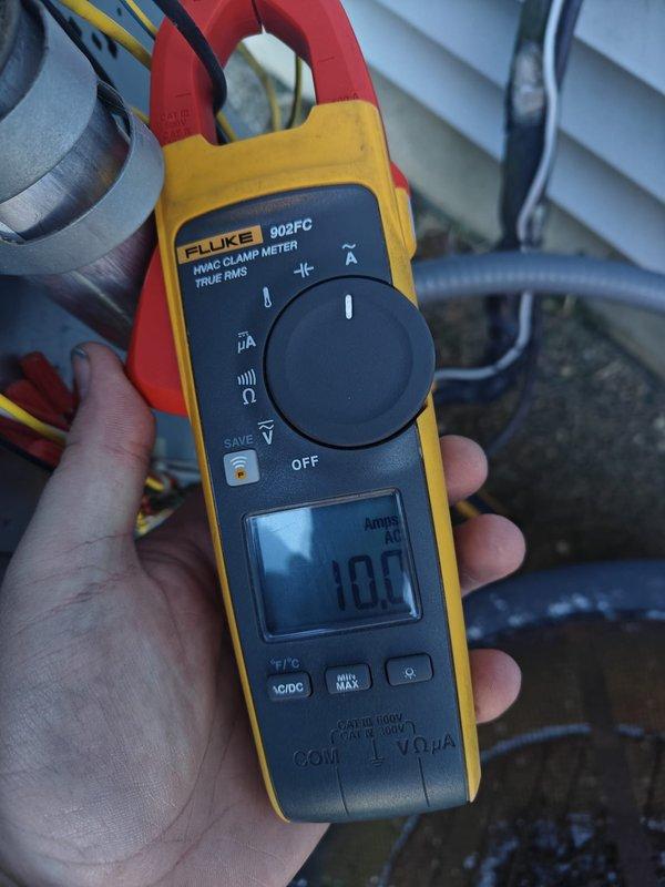 Performed complete tune-up on the residential HVAC system. Conducted electrical diagnostics using a Fluke 902FC clamp meter, confirming proper amperage readings at 0.0A while system was off. Inspected ductwork for integrity and proper airflow, ensuring optimal system performance.