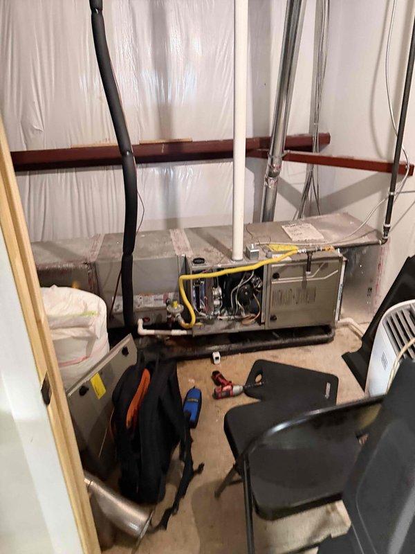 Diagnosed no heat issue in commercial unit; found faulty pressure switch preventing proper ignition. Replaced pressure switch, verified proper operation with digital manometer showing appropriate readings. Completed scheduled maintenance service including cleaning and inspection of all components, restoring normal heating function.