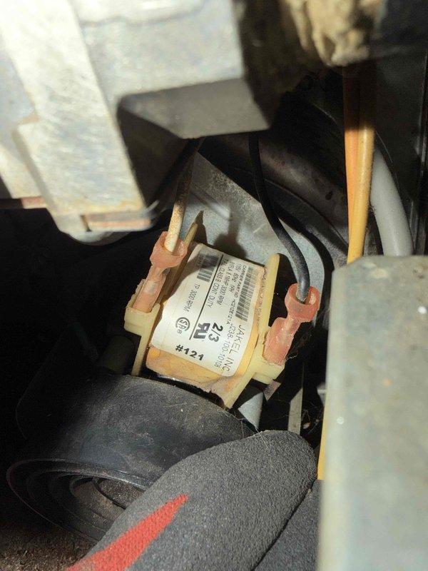 Diagnosed furnace with 3-flash code and pilot light issue. Inspected transformer and ignition components, finding them operational but with accumulated dust/aging. Restored heat function by cleaning pilot assembly and verifying proper ignition sequence.