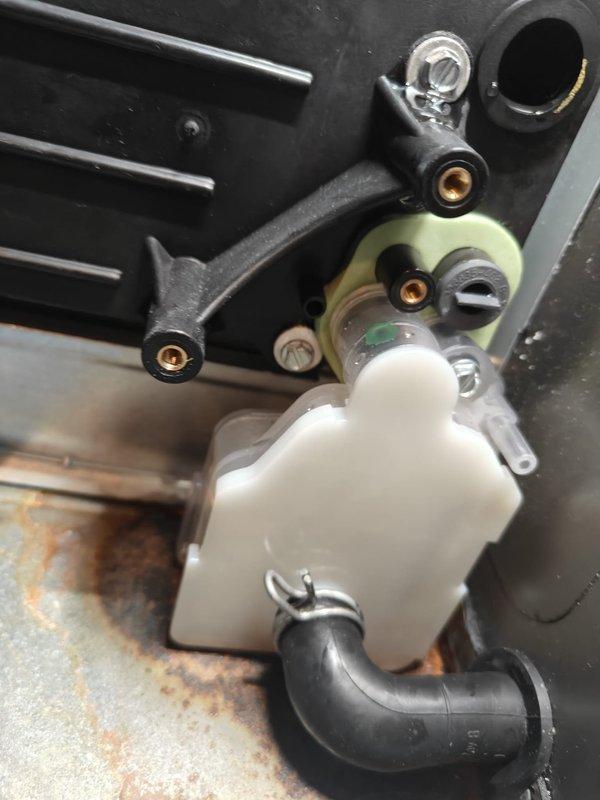 Investigated water leak in HVAC system and identified deteriorated gasket on trap as the source. Ordered replacement part from Koch West (on will call) and installed new gasket to resolve the leak. Visual inspection confirmed proper installation with no further leakage.