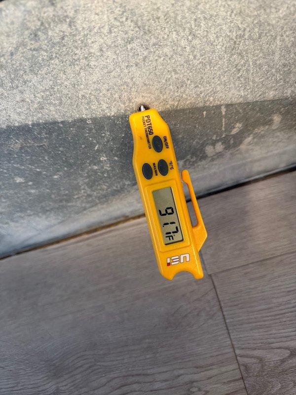 Performed comprehensive tune-up on HVAC system, including inspection of control board circuitry and wiring connections. Verified proper grounding of alarm system and conducted temperature measurements using digital meter, recording ambient reading of 21.5°C. Discussed maintenance plan options with customer for future service consideration.