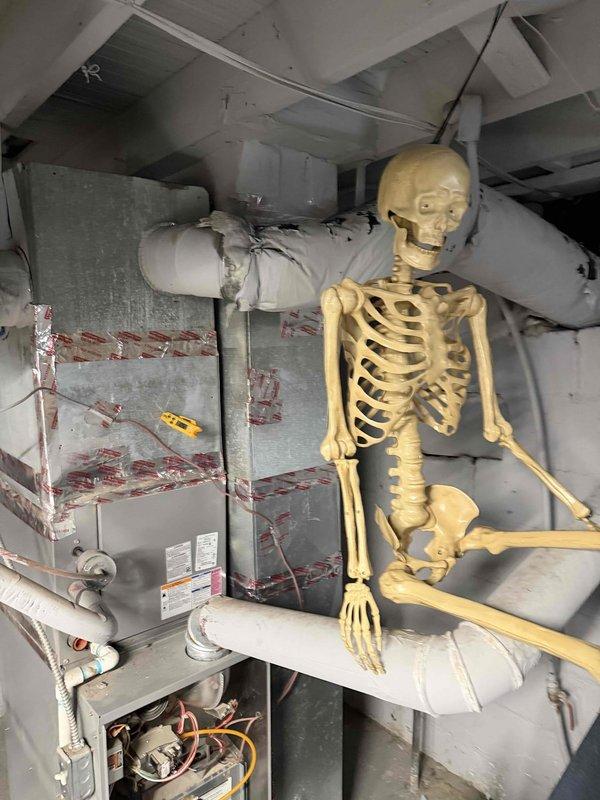 Responded to no-heat call and diagnosed severely overheating furnace with temperature reading of 1099°F, indicating potential heat exchanger failure or blocked airflow. Recommended immediate system shutdown and replacement to prevent safety hazard.
