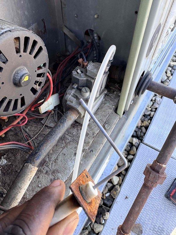 Performed first service of annual maintenance agreement on commercial HVAC system at Pro Door Manufacturing. Inspected blower assembly which showed signs of rust on the shaft. Examined motor components and electrical connections, documenting filter and belt specifications for upcoming scheduled maintenance visits as required by the agreement.