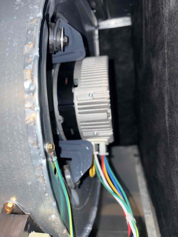 Completed comprehensive cooling maintenance on residential HVAC system. Performed electrical diagnostics using clamp meter, recording voltage readings of 24.5A and 0.6V at control board to verify proper system operation. Inspected transformer, wiring connections, and electrical components within unit enclosure, confirming all connections secure and system operating within normal parameters.