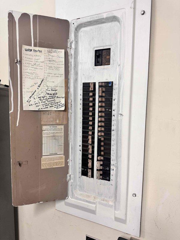 Provided estimate for mini split installation in upper floor room currently under renovation. Evaluated electrical panel capacity and determined optimal placement for indoor unit based on room configuration and existing electrical infrastructure.