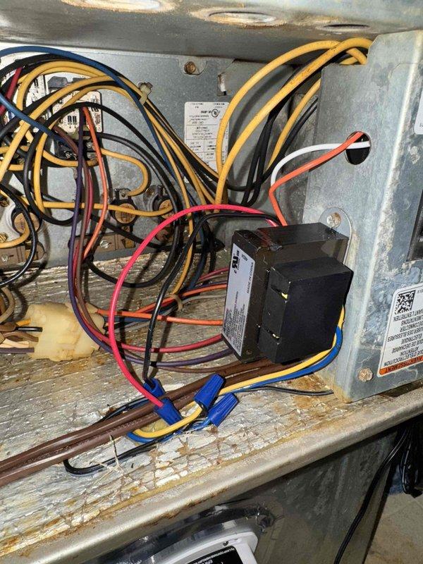 Installed REME HALO air purification system on existing Carrier HVAC unit. Completed electrical connections to control panel, mounted purification device in supply plenum, and verified proper operation of system upon startup.