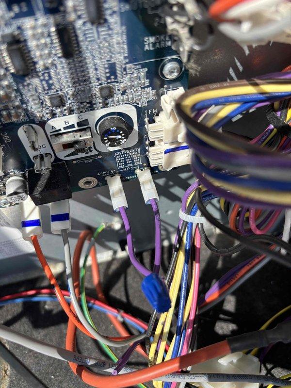 Responded to warranty call for non-operational 25-ton unit installed five months prior. Performed complete system diagnostics including inspection of control board, wiring harnesses, and refrigerant line connections. Identified and resolved issue with control board connections and verified proper communication between components. System tested and confirmed operational upon completion.