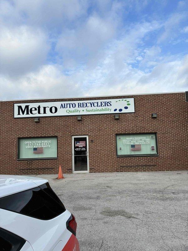 Conducted on-site assessment at Metro Auto Recyclers facility for complete HVAC system replacement estimate. Evaluated existing ductwork infrastructure, measuring insulated supply ducts and inspecting mechanical components in utility areas to determine specifications for new equipment installation.