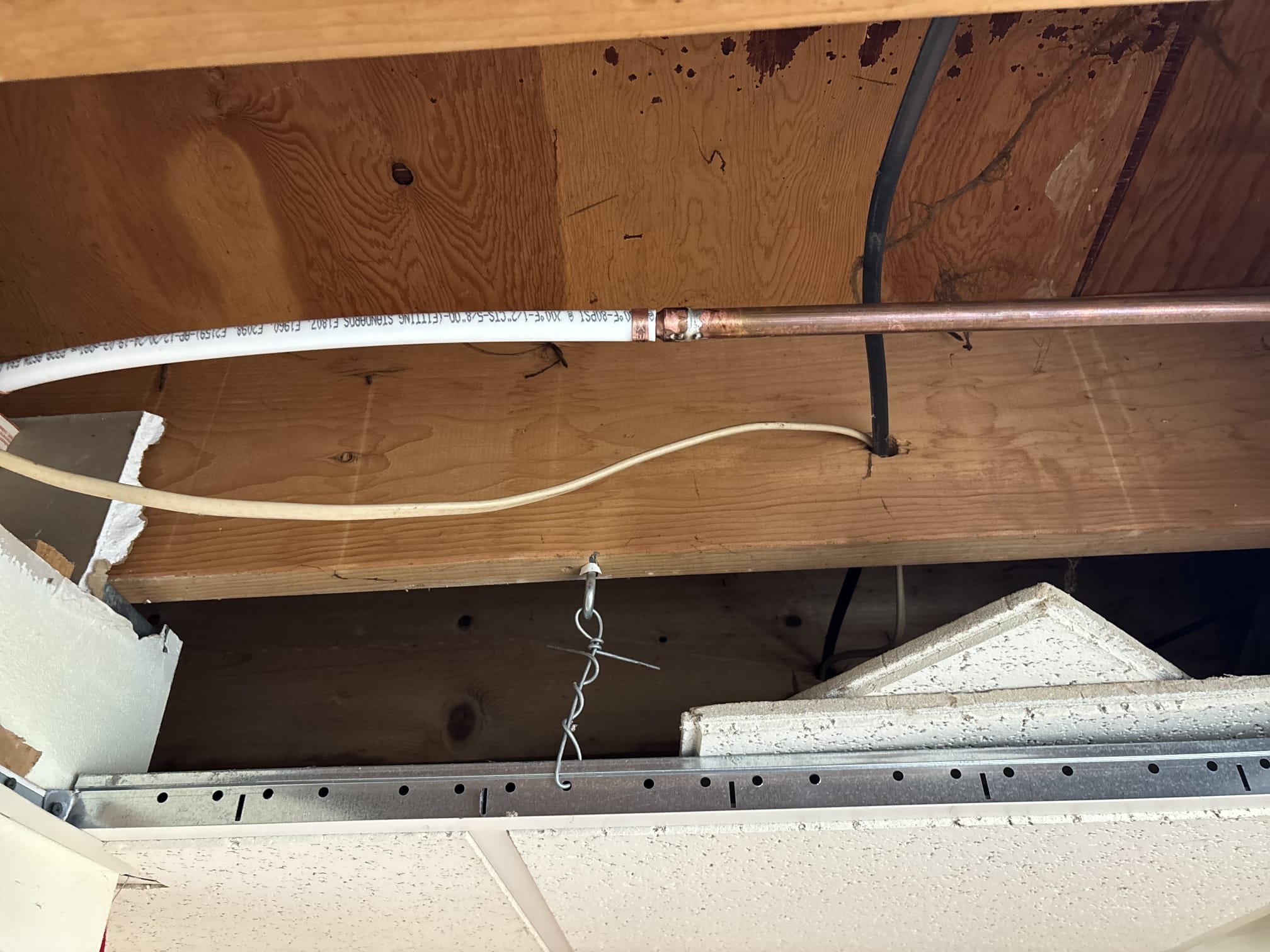 Installed new 12” frost proof hosebib due to old faucet leaking from burst body. Reconnected new bib to existing 1/2 copper with 1/2 pex piping to allow more flow & longer heath than copper piping. Ran tests after installation. Good to go. No leaks. 