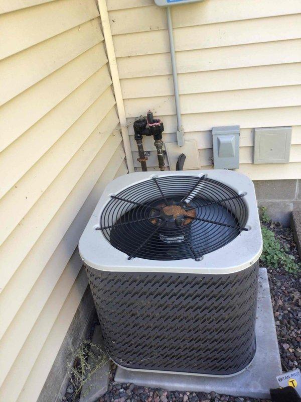 Responded to no-cooling complaint on 10+ year old Nordine system. Diagnosed failed capacitor with no output on fan side causing compressor to run without condenser fan operation (resulting in buzzing noise). Installed new capacitor which restored proper fan function and cooling operation. Unit returned to normal cooling performance immediately after repair.