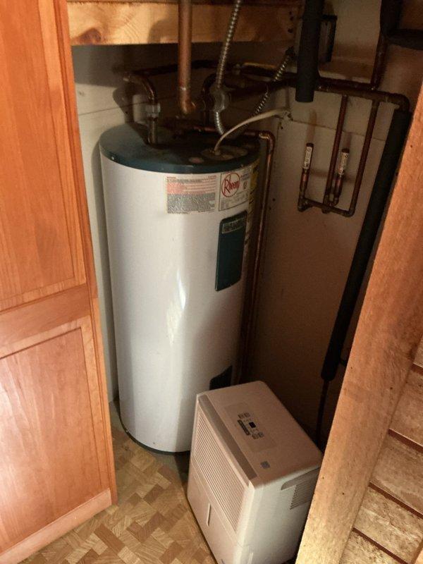 Investigated kitchen faucet with low pressure issue. Identified clog at adapter between hose and faucet under sink. Removed component, performed thorough cleaning of obstruction, reinstalled adapter, and verified proper water pressure restoration through functional testing. Investigated kitchen faucet with low pressure issue. Identified clog at adapter between hose and faucet under sink. Removed component, performed thorough cleaning of obstruction, reinstalled adapter, and verified proper water pressure restoration through functional testing.