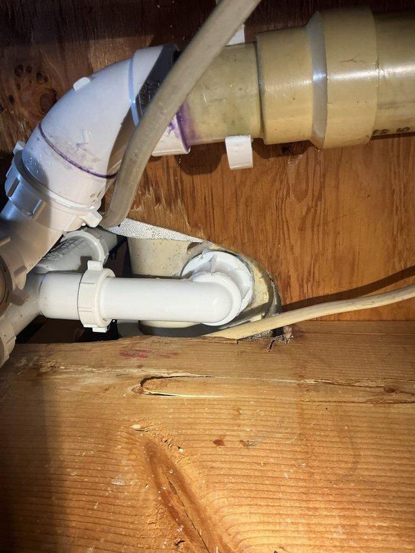 Performed service on bathtub with dual issues: broken stopper mechanism and slow drainage. Diagnostic inspection revealed hair buildup causing significant clog. Removed existing damaged drain assembly, cleared accumulated debris, and installed new pop-up drain system. Tested drainage functionality to confirm proper operation after installation.