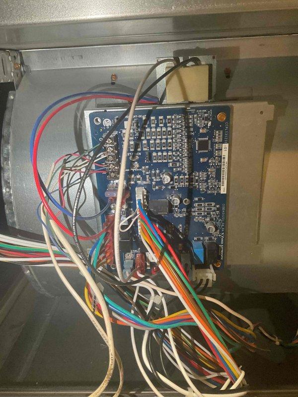Responded to no heat call where unit had functioning fan but no ignition. Diagnosed faulty control board (CCLIU9231-1) and replaced it with new component, restoring heating functionality. All connections were properly secured and system tested for proper operation before completion.