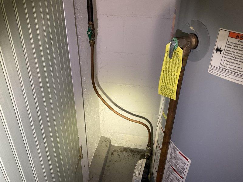 Conducted a comprehensive water heater replacement estimate for a functioning 2012 model. Inspected existing ventilation ductwork and copper pipe connections with shutoff valve. Provided customer with replacement options including direct 40-gallon replacement or upgrade to 50-gallon unit.