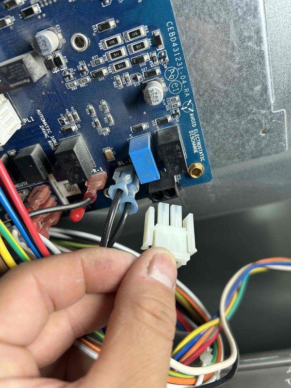 Diagnosed faulty control board causing communication failure with system. Installed new CREB43/22 circuit board, tested gas valve operation with readings at 3.48 WC, and confirmed carbon monoxide levels at 13 PPM. Successfully restored system functionality and completed necessary documentation.