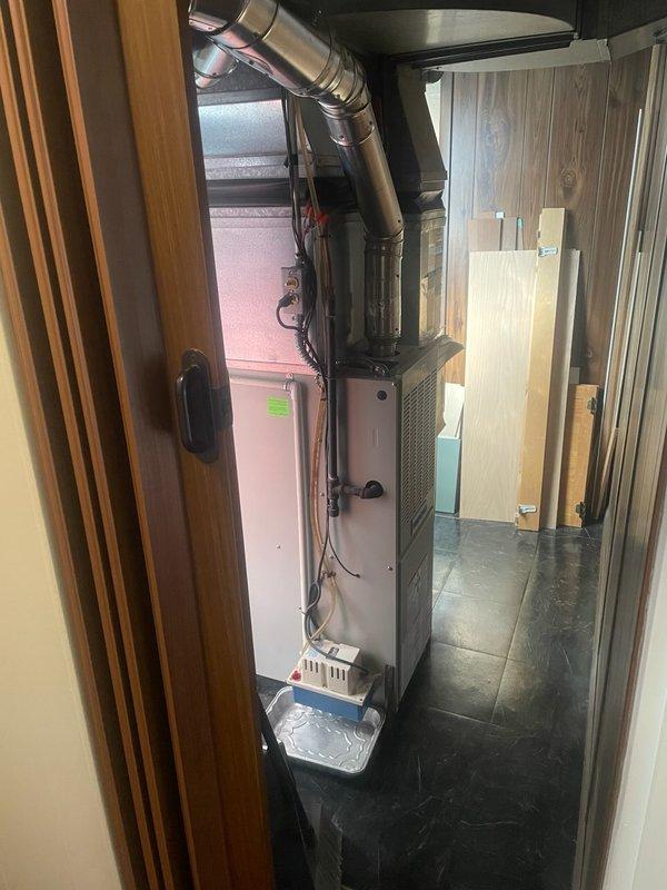 Performed comprehensive maintenance inspection on 8-year-old Tempstar furnace. Unit was found to be in excellent condition with all systems operating properly. Checked electrical connections, inspected circuit board, cleaned air filter, and verified proper function of all components. Recommended continued regular maintenance to maintain optimal performance and extend service life.