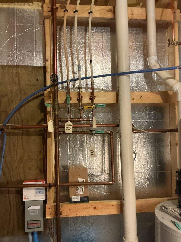 Responded to service call for broken turn off valve on outdoor spigot. Upon inspection, found defective ball valve on exterior faucet with copper piping. Removed damaged section and replaced ball valve to restore proper functionality of the outdoor water supply.