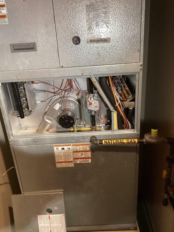Replaced universal gas valve on a natural gas furnace as previously diagnosed and quoted. After installation, verified proper manifold pressure settings and confirmed normal heating operation. Unit was returned to service and now operating correctly with the new replacement valve.