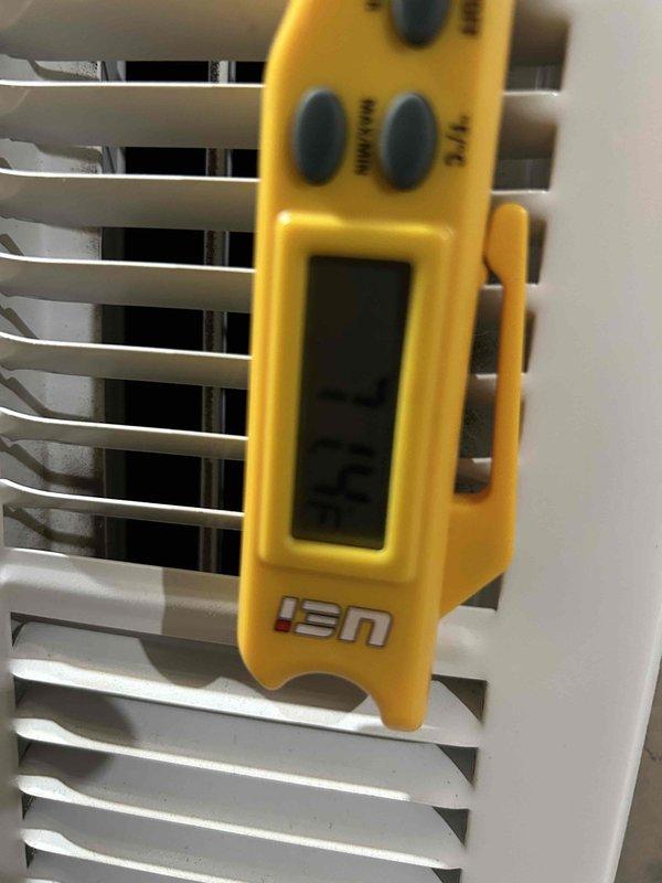 Responded to a heat pump short cycling complaint. Performed system diagnostics and monitored operation for 30 minutes; confirmed proper functionality with no error codes and verified a 24° temperature split. Checked humidifier operation which was maintaining proper humidity levels (41% with thermostat set at 40%). Ran full test cycle with no issues detected. All systems operating within normal parameters.