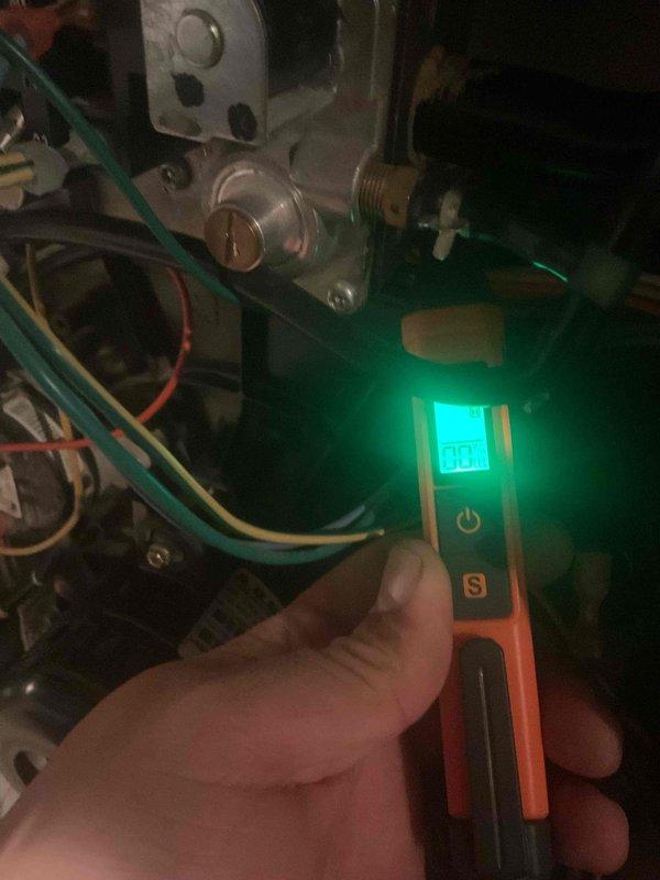Responded to no heat call for aging system. Customer reported intermittent operation but upon arrival, unit was functioning properly. Performed diagnostics including gas pressure testing which showed normal readings at 0.04. No issues identified; recommended customer continue monitoring system performance.
