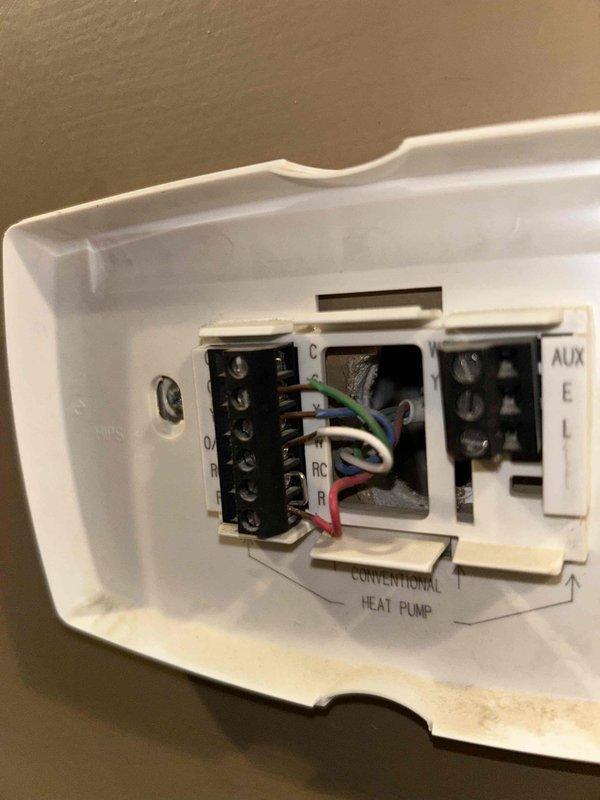 Replaced malfunctioning thermostat that was operating intermittently with new Honeywell T4 WiFi thermostat. Performed complete wiring configuration despite absence of C-wire. Verified proper operation of new thermostat and confirmed furnace heating mode functionality with successful heating call.