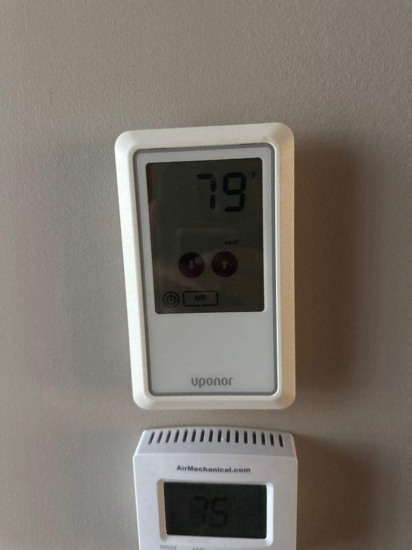 Diagnosed 2013 IBC boiler that was short cycling and failing to ignite properly. Found significant corrosion on ignitor, uncleaned heat exchanger, and unit producing banging noise during startup. Determined heat exchanger and gas valve require replacement to resolve issues.