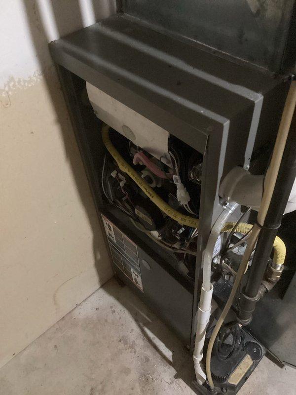 Performed routine follow-up inspection on 19-year-old furnace under rewards program. Conducted brief system check with no issues detected during this visit. Previously replaced ignitor during comprehensive winter service.