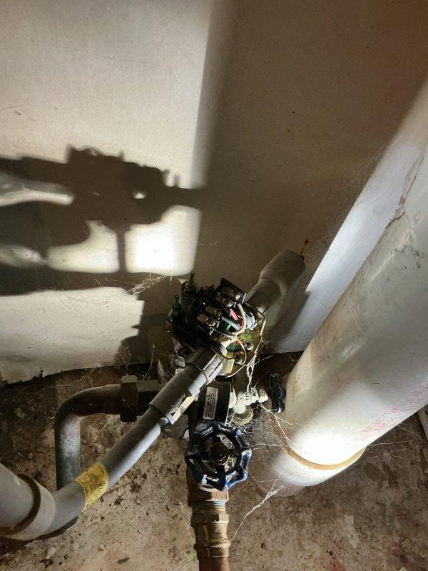 Responded to service call for intermittent water pressure issues. Inspection revealed a malfunctioning pressure switch covered with dust and debris. Removed and replaced the defective pressure switch, restoring proper system function and preventing potential system failure.