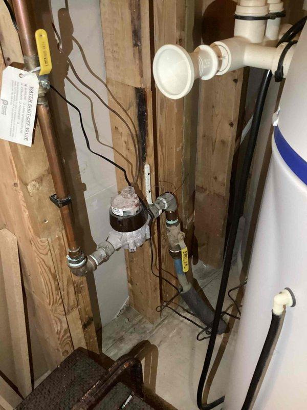 Conducted routine plumbing inspection and identified a faulty cartridge in the master bathroom fixture. Successfully replaced the defective cartridge to restore proper functionality.