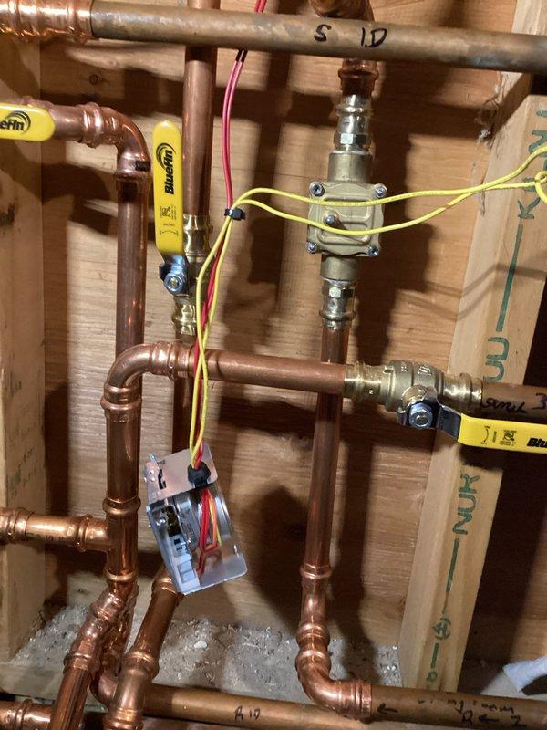 Diagnosed and resolved main level heating issue by replacing seized zone valve actuator. Verified proper boiler operation with supply temperature at 170°F, return at 163°F, and system pressure at 16.6 psi. Cycled system and confirmed all zones now functioning correctly.