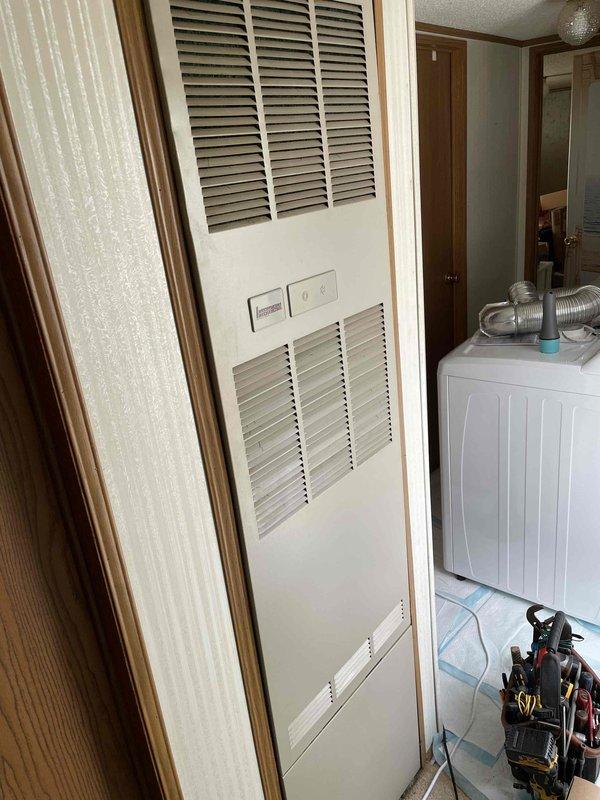 Responded to no heat call for an older trailer furnace. Diagnosed failed ignitor as the source of the problem, which was evidenced by three red flashing lights on the control unit. Replaced ignitor and verified proper system operation, though noted that other components are showing age-related wear and recommended system update in the near future.