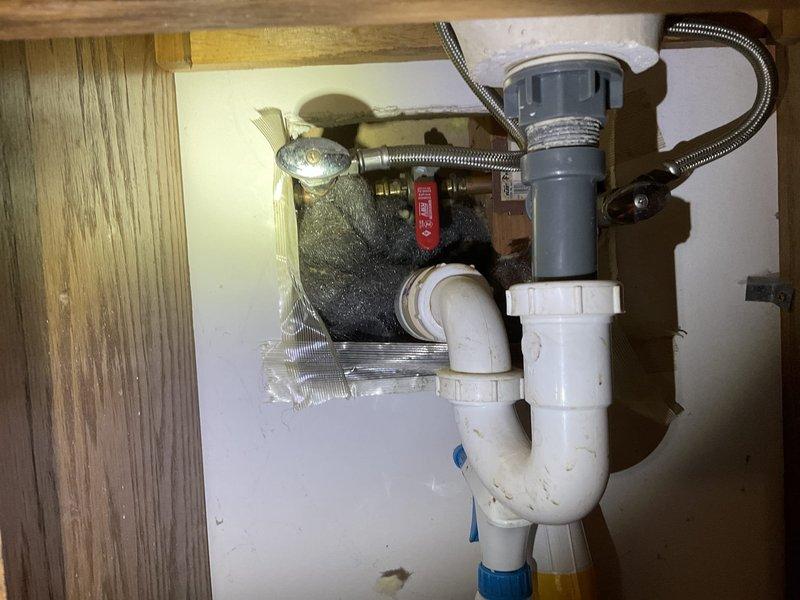 Diagnosed and resolved hot water issue in downstairs bathroom by cleaning plugged bath sink aerator. Inspected two-handle tub/shower faucet and determined it was not repairable. Provided estimate for replacement of main floor and 2nd floor tub/shower faucets with Moen single handle valves, trim, and remodel plates.