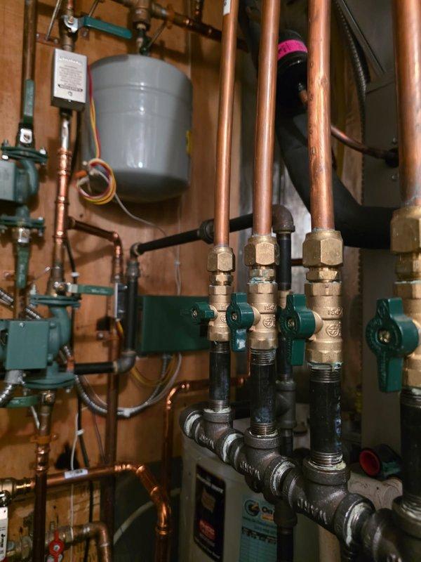 Diagnosed persistent pressure loss in hydronic boiler system after multiple service attempts by other companies. Conducted thorough inspection of copper distribution piping, manifold, and expansion tank. Identified and repaired faulty pressure relief valve and corrected expansion tank pre-charge, restoring system pressure stability and proper operation.
