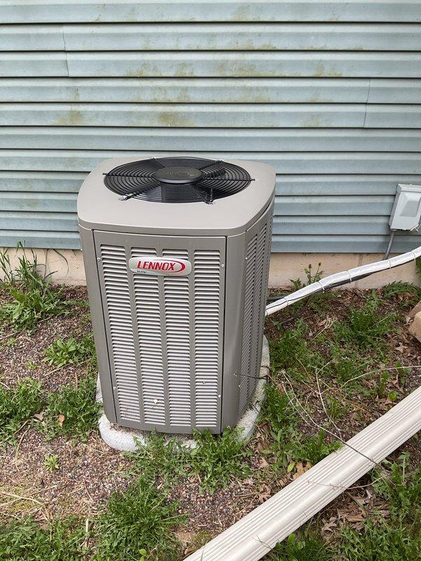Completed preventive maintenance tune-up on Lennox air conditioning system as part of recurring maintenance agreement. Performed comprehensive inspection of outdoor condensing unit and verified all components operating within normal parameters with no deficiencies identified.