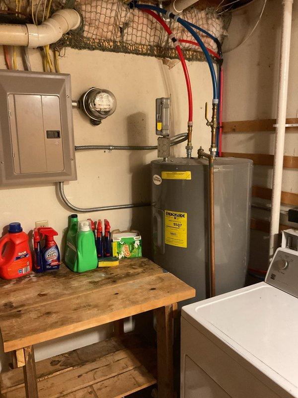 Completed comprehensive air conditioning tune-up and preventive maintenance inspection on residential cooling system. Performed standard maintenance procedures on outdoor condenser unit, verified proper operation of all components, and confirmed system is functioning within normal parameters with no issues identified.