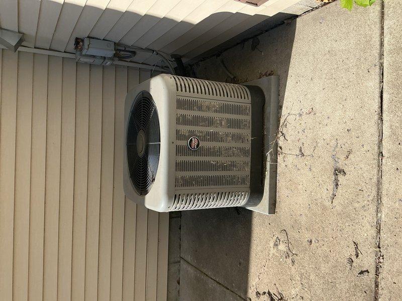 Performed routine maintenance on residential air conditioning system as part of preventative maintenance agreement. Conducted comprehensive inspection of all system components, verified proper operation with no issues identified, and performed condenser coil cleaning by rinsing down the outdoor unit to ensure optimal heat transfer efficiency.