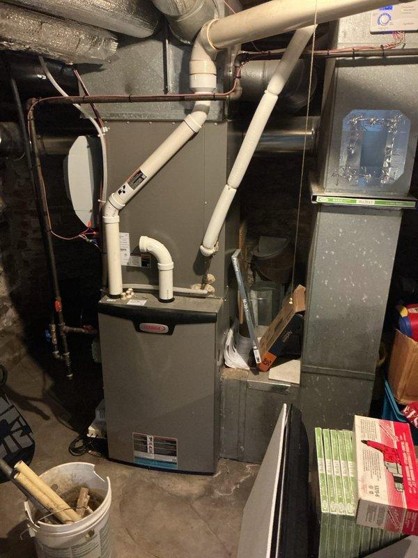 Responded to water leak at main shut off valve on city side of meter. Coordinated with City of Altoona to shut off water supply to property. Replaced faulty main water service valve to restore proper function and eliminate leak. Water service restored to home upon completion.