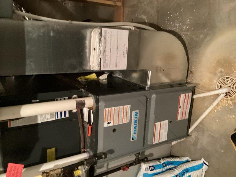 Completed annual air conditioning tune-up and maintenance on Daikin HVAC system per maintenance agreement. Performed comprehensive inspection of indoor air handler and outdoor condenser unit, verified all mechanical components operating properly, and confirmed system is clean and cooling efficiently with no issues found.