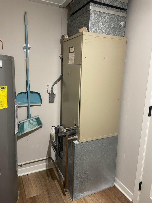Responded to no cooling complaint on 28-year-old rooftop R22 system. Upon inspection, found seized contactor preventing compressor operation. Diagnosed failed contactor as primary cause of cooling failure. Provided options for contactor replacement and thermostat upgrade, and scheduled estimate appointment for full system replacement given age and obsolete refrigerant type.