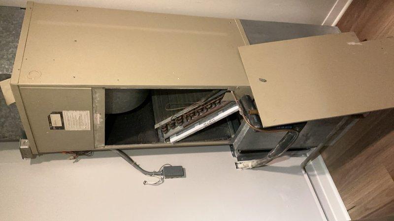 Responded to no cooling complaint on 28-year-old rooftop R22 system. Upon inspection, found seized contactor preventing compressor operation. Diagnosed failed contactor as primary cause of cooling failure. Provided options for contactor replacement and thermostat upgrade, and scheduled estimate appointment for full system replacement given age and obsolete refrigerant type.