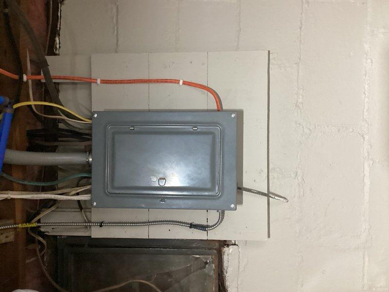 Installed a 40-gallon power vent gas water heater to replace existing unit. Upon inspection, determined original vent pipe was inadequate for standard atmospheric venting, requiring upgrade to power vent model to ensure proper exhaust ventilation and code compliance. Completed installation with appropriate electrical connections and venting configuration in mechanical room adjacent to existing HVAC system.