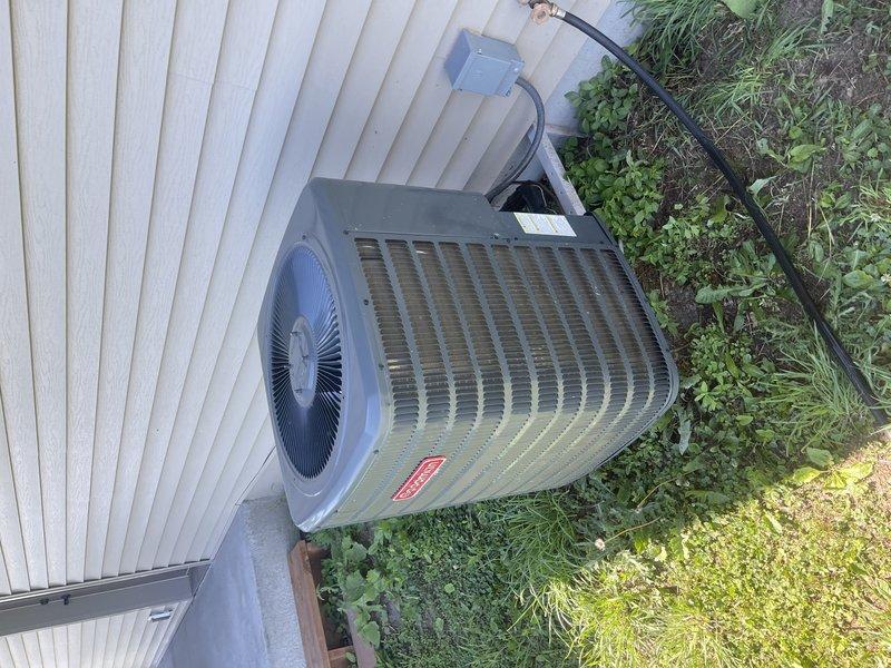 Completed comprehensive AC tune-up and maintenance service under rewards program agreement. Verified system performance with 19-degree temperature differential across evaporator coil, inspected and confirmed air filter in good condition, performed condenser coil cleaning, and tested all operational functions of both indoor air handler and outdoor condensing unit. All equipment operating within normal parameters with no issues identified.