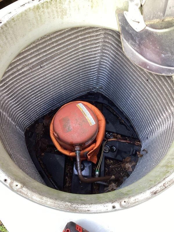 Completed comprehensive AC spring tune-up and maintenance agreement visit, performing full system inspection for cleanliness and operational reliability. Replaced humidifier pad, cleaned outdoor condenser unit, verified temperature split within optimal range, and confirmed air filter condition satisfactory. All system components operating properly with no deficiencies noted.