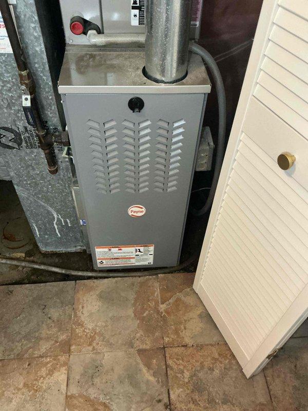 Responded to a severe kitchen faucet leak and successfully replaced the defective faucet with a new unit per customer specifications. Additionally, tightened a loose nut on the P-trap assembly to eliminate secondary leakage. All plumbing connections were tested and verified leak-free upon completion.