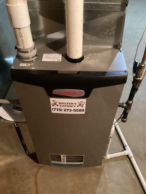 Responded to a leaking plumbing connection at the washing machine location. Upon inspection, found the laundry valves were old, badly corroded, and failing to seal properly, causing the leak. Replaced both laundry valves with new units to restore proper function and eliminate the water leak.