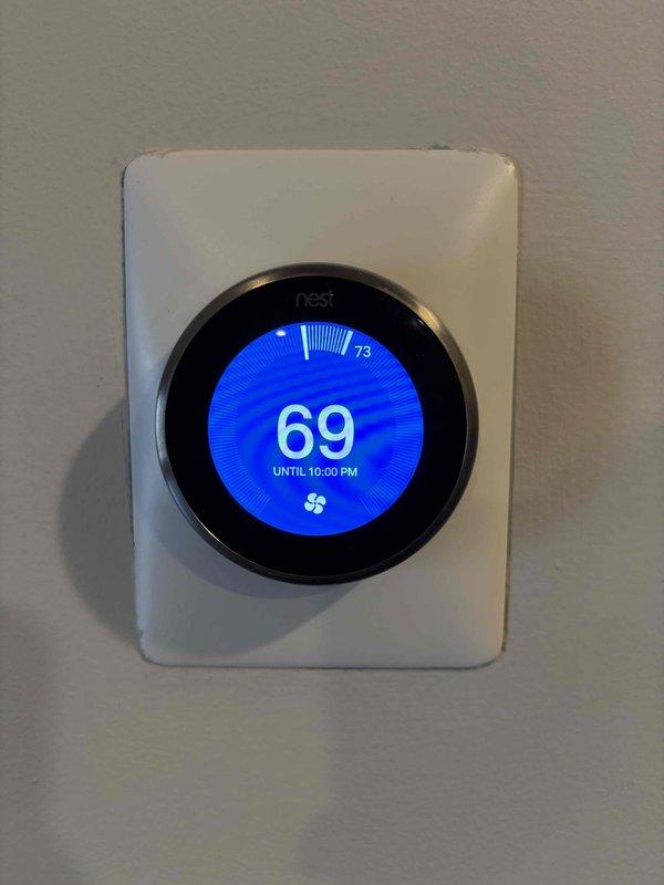 Responded to no cooling complaint on 10+ year old R-SKYPAK unit. Verified thermostat operation and found filter in acceptable condition. Measured temperature split at supply and return, registering only 10 degrees, indicating insufficient cooling capacity. Inspected evaporator coil with no visible restrictions or contamination. Obtained refrigerant pressure readings revealing suction pressure within normal range but discharge pressure abnormally elevated with low subcooling measurements. Unit safety tripped on high pressure cutout switch during diagnostic testing. Due to unfamiliarity with R-SKYPAK equipment specifications and proper diagnostic procedures for this particular model, contacted dispatch to schedule follow-up visit with senior technician experienced with this unit type to complete proper diagnosis and repair.