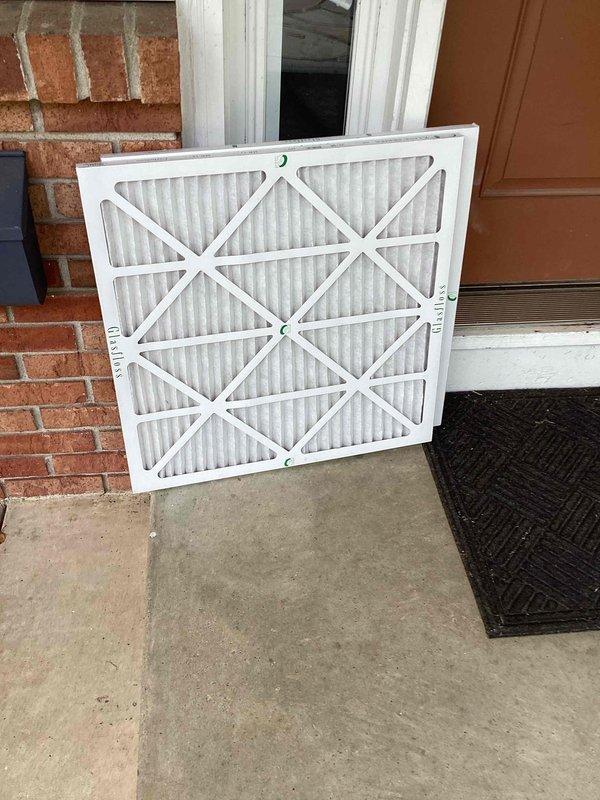 Picked up 25x25x1 air filter from Johnston Bloomington location and delivered to customer's residence. Filter was left on front porch per customer's request for homeowner installation.