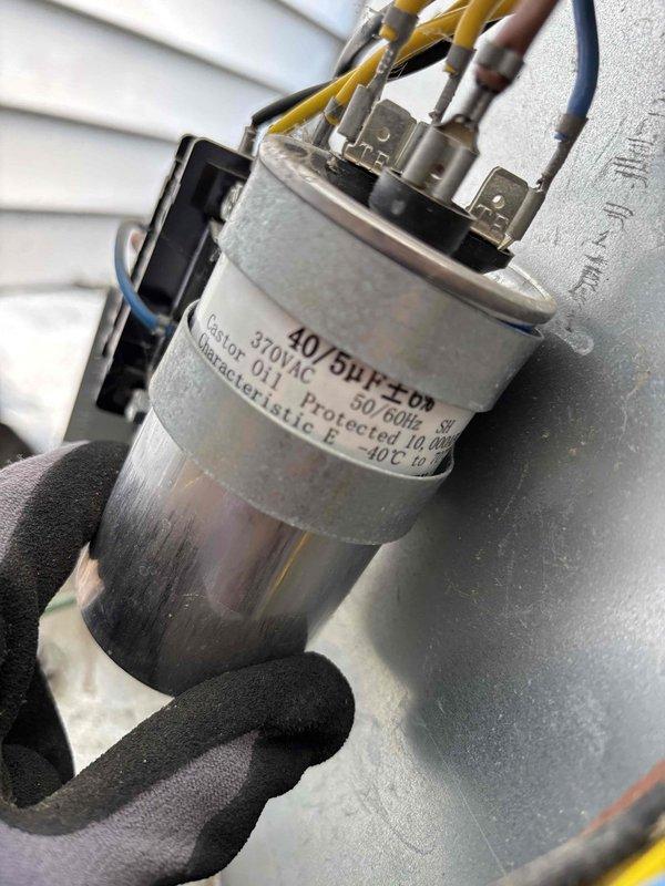 Performed comprehensive AC maintenance on single condenser unit with R-410A refrigerant in 95-degree ambient conditions. Conducted thorough inspection of air filter, thermostat operation, temperature split measurements, condenser unit, evaporator and condenser coils, blower and condenser fan motors, dual-run capacitor (40/5 MFD, 370VAC), compressor operation, refrigerant charge levels, and condensate drain system. All components tested within normal operating parameters with no deficiencies noted. System cooling properly with acceptable temperature differential across evaporator coil.