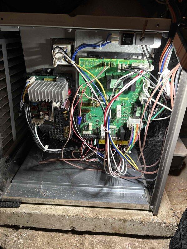 Completed annual cooling maintenance on one heat pump system with R-410A refrigerant under preventive maintenance agreement. Performed comprehensive inspection including filter, thermostat operation, temperature split measurements, condenser unit, evaporator and condenser coils, blower motor, capacitors, compressor amperage draw, and condensate drain line. All components tested and found operating within normal parameters with ambient outdoor temperature at 96°F.